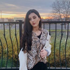 Meet your Posher, Nazaneen